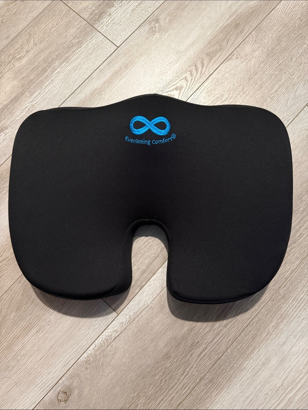 Black Memory Foam Seat Cushion for VR & Ergonomic Support